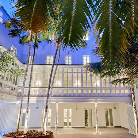 Tandem Palacio Veedor De Galeras Suites Cadiz Exterior photo