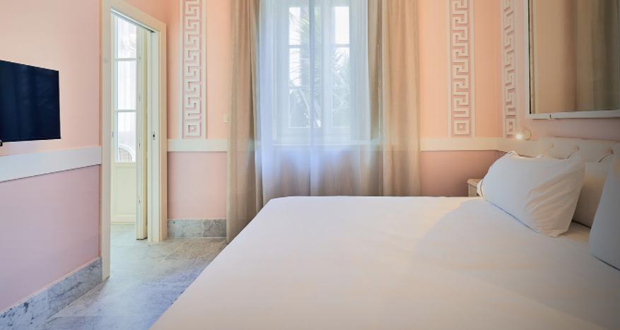 Tandem Palacio Veedor De Galeras Suites Cadiz Exterior photo