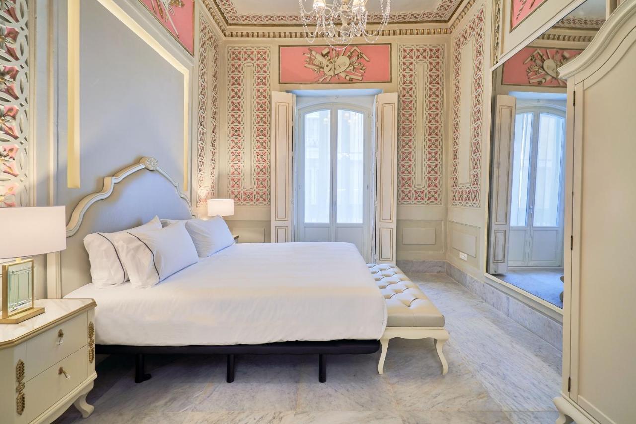 Tandem Palacio Veedor De Galeras Suites Cadiz Exterior photo
